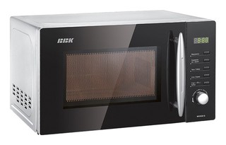 Микроволновая печь BBK M02082 серебро