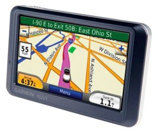 Автомобильный навигатор GPS Garmin Nuvi 715 Russian (010-00715-48)