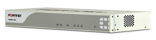 Сетевой экран Fortinet FortiMail-100C 1Тб, 3x10/100/1000, настольный, стойки крепления в комплекте