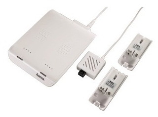 Зарядное устройство Hama H-52157 Fluxity для Nintendo Wii + 2 аккумуляторных батареи белый