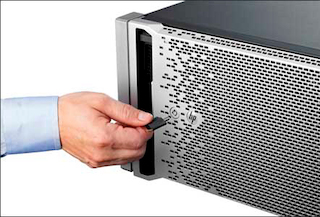 Сервер HP DL380e Gen8 Intel Xeon E5-2420v2 2.2GHz 15MB 12Gb DDR3 12LFF Gold 750W3-1-1 Stor EU 2U (747769-421)