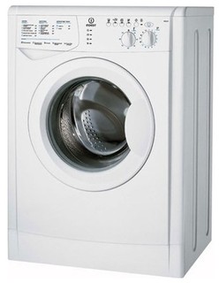 Стиральная машина Indesit WISL 85