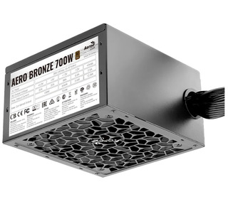 Блок питания Aerocool ATX 700W AERO BRONZE 80+ bronze 24+2x(4+4) pin APFC 120mm fan 6xSATA RTL