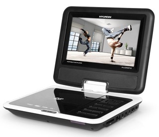 Портативный DVD Плеер Hyundai H-LCDVD712 7" черный