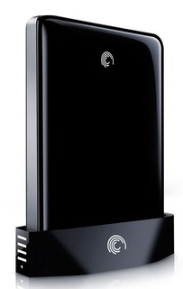 Жесткий диск Seagate USB 750Gb STAD750202 GoFlex Pro (7200 rpm) + док-станция 2.5" (черный) USB 3.0