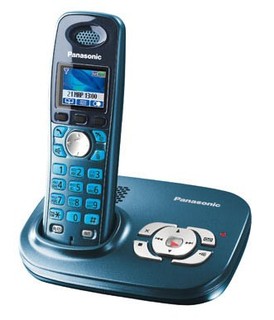 Телефон Panasonic Dect KX-TG8021RUC (синий металлик, автоответчик)