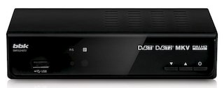 Ресивер DVB-T2 BBK SMP242HDT2 черный