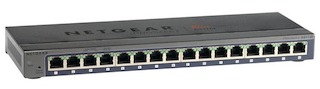 Коммутатор NetGear (GS116E-200PES) 16-портов 10/100/1000BASE-T ProSafe Plus с внешним блоком питания
